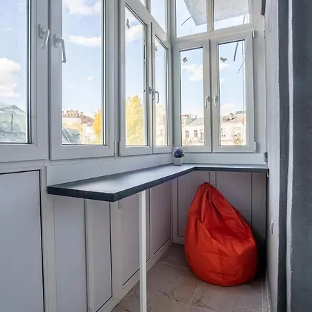 Luxury Across Arena Complex * Kyiv